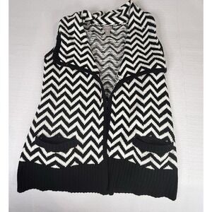 Chico's Chevron Knit Sweater Vest Black Ivory Shawl Collar Pockets Size 0